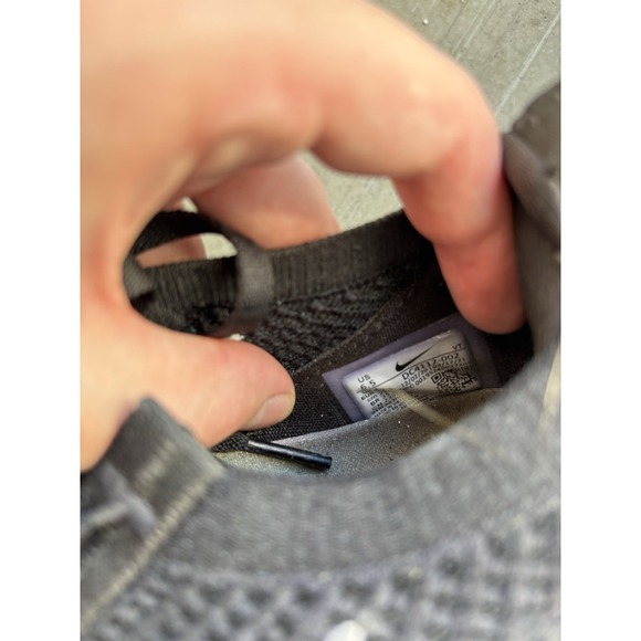 Nike Air VaporMax Flyknit Women's Size 6.5 US DC4112-002 Black Speckled Shoes - Picture 5 of 5